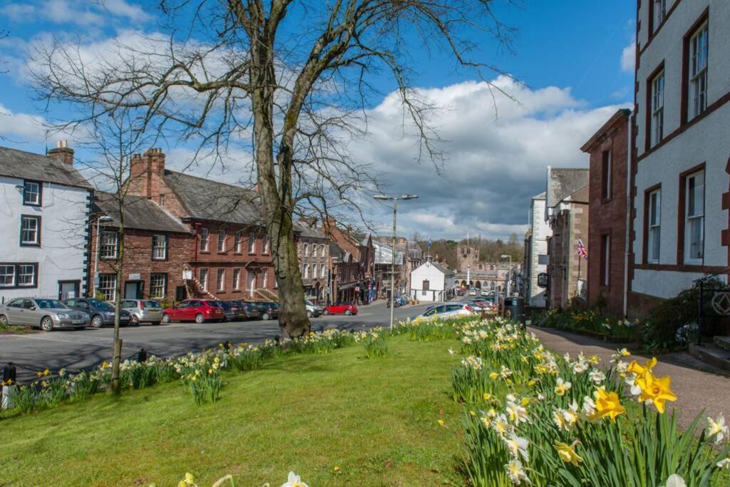2 Mews Cottages - Town Centre Location Appleby-in-Westmorland Dış mekan fotoğraf